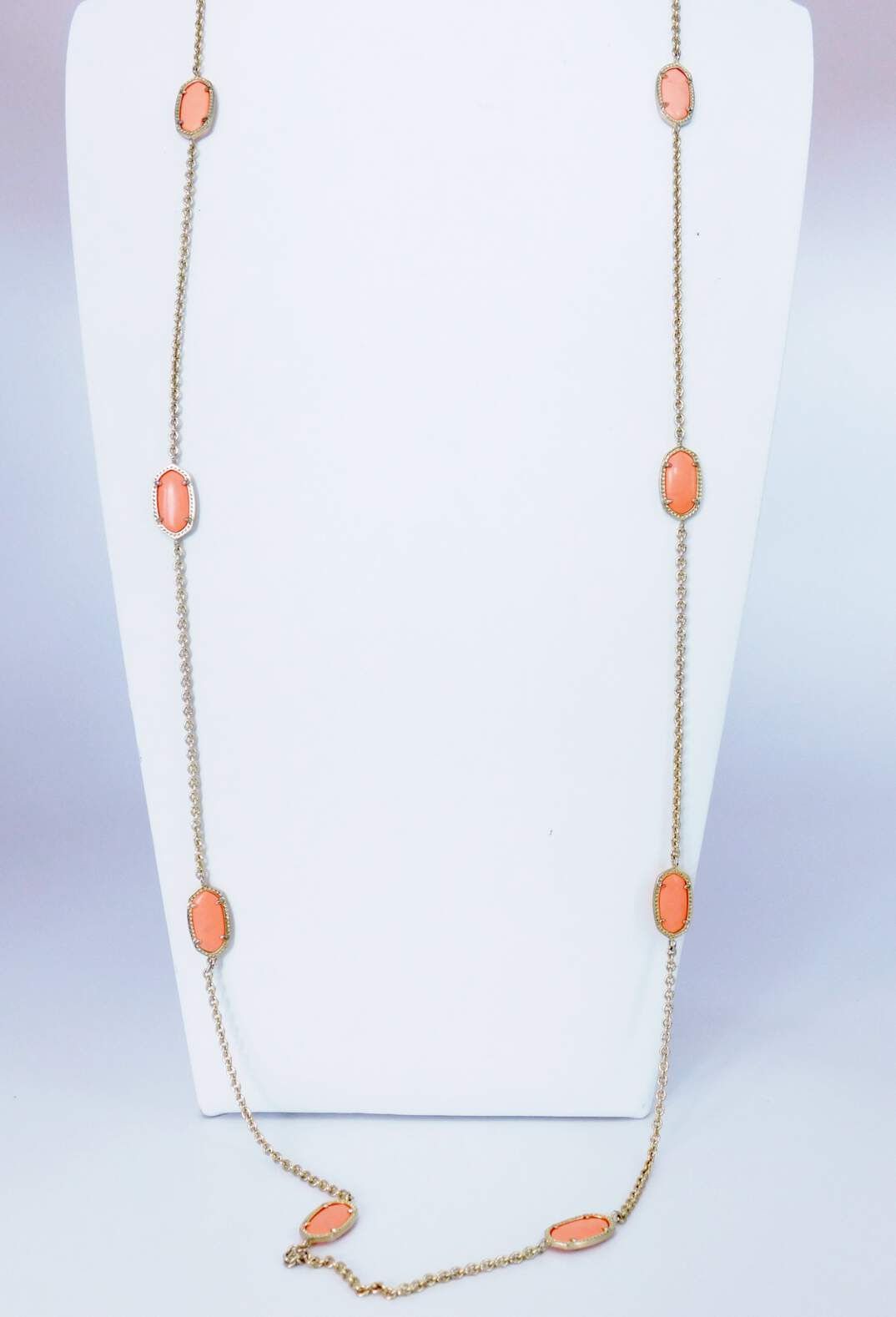 Kendra Scott Kelsie Station Necklace Coral pre-owned